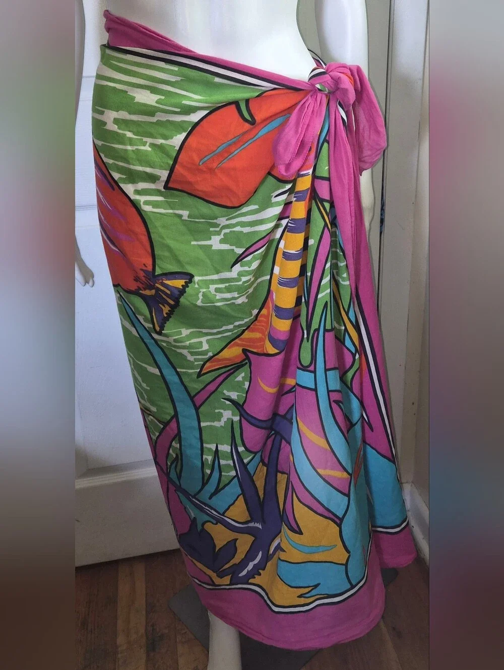 Vintage Spectrix Tropical  Swimsuit Wrap